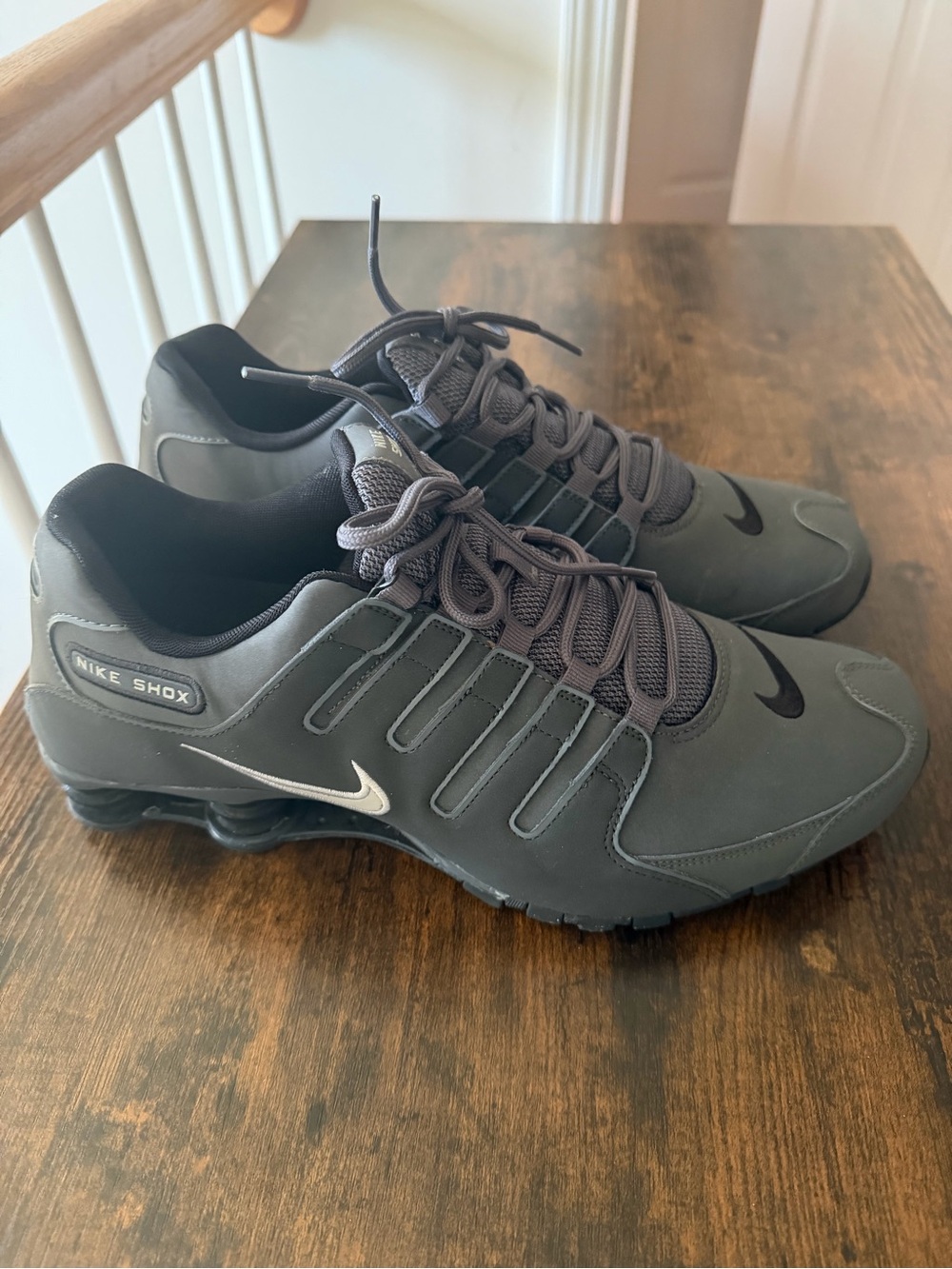 Nike Shox Men's Sneakers - Grey and Black